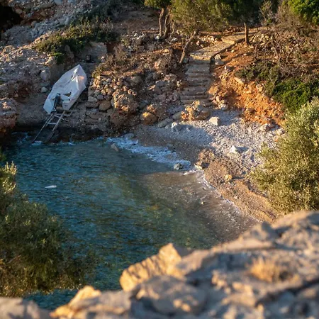 Lakka * Agios Petros (Alonissos)