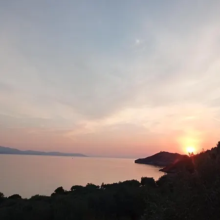 Lakka Agios Petros (Alonissos)