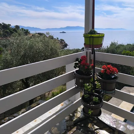 Lakka Tatil Evi *